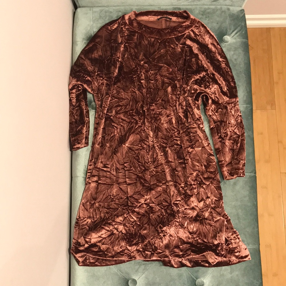 Long Sleeve Velvet Wrinked Rose Dress